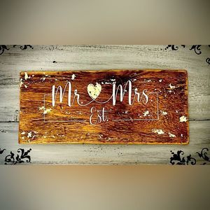 Customizable Mr. & Mrs. Wall decor